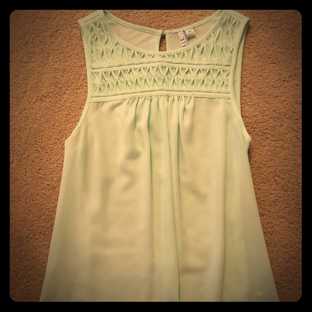Dressy tank size XS